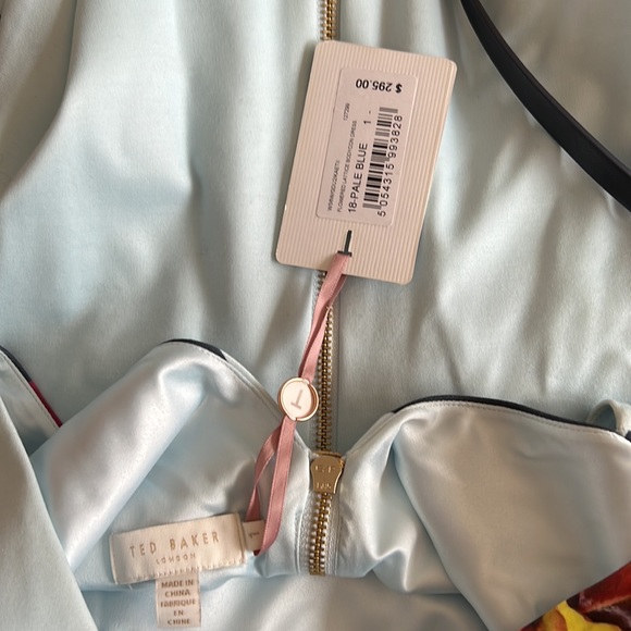 TED BAKER LONDON KAETII FLOWERED LATTICE BODYCON DRESS WITH LEATHER BELT - Picture 4 of 6